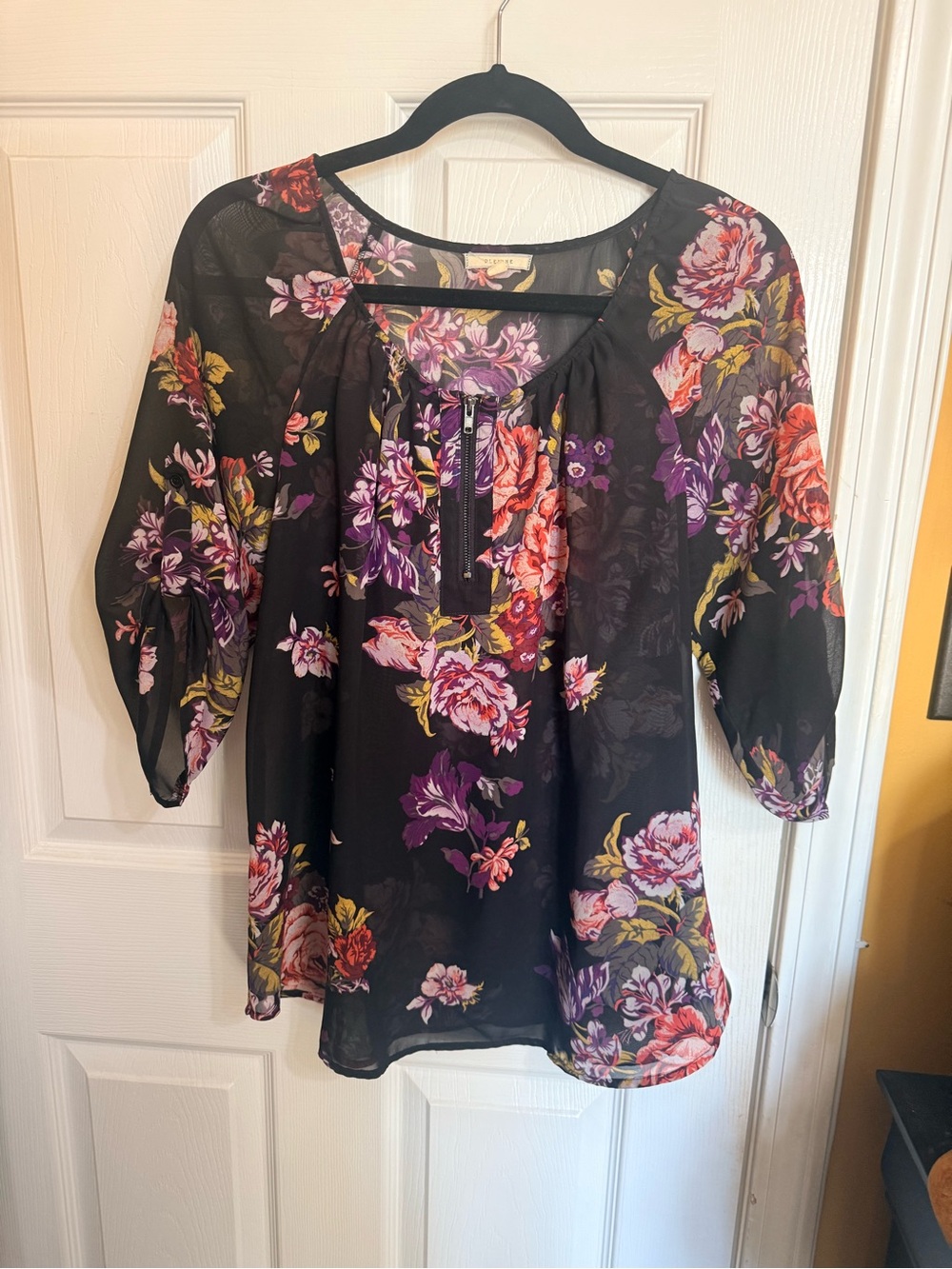 Pleione Black Floral Zip-Front Tunic